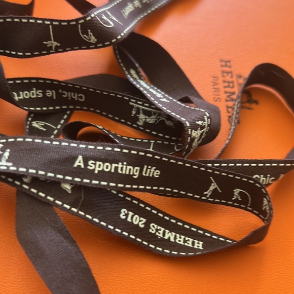 Authentic Hermes H belt. Belt length 75. All double sided. Trade for bags - Picture 15 of 17